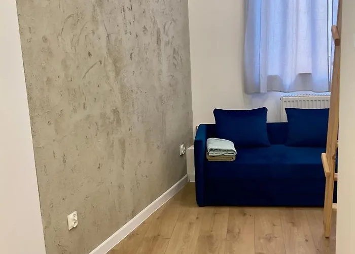 With A Mezzanine In The Center Apartamento Poznan